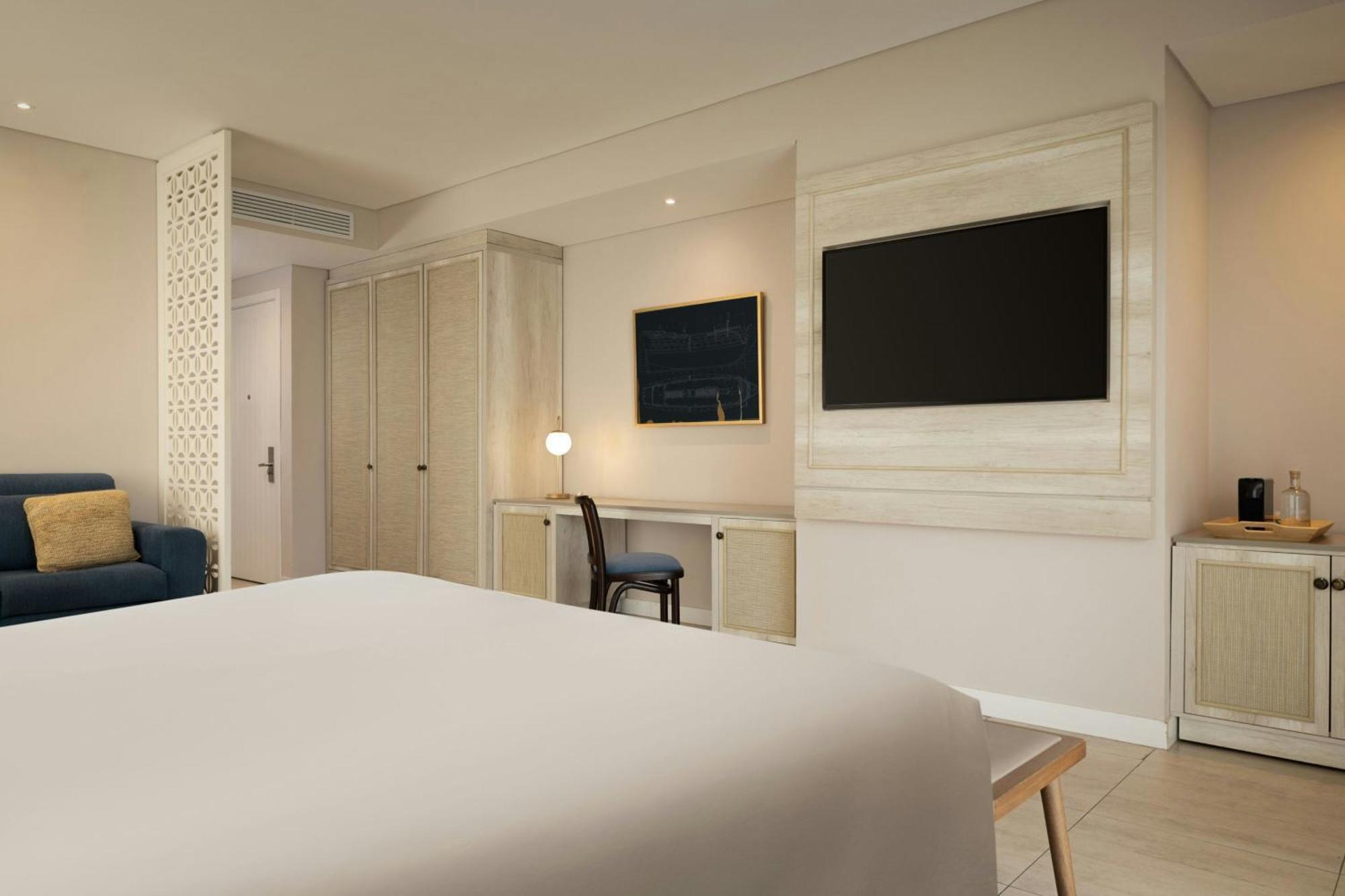 Ermita Cartagena, A Tribute Portfolio